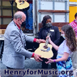 Henry for Music accepts plus new and gently used instruments. Become a contributor today.